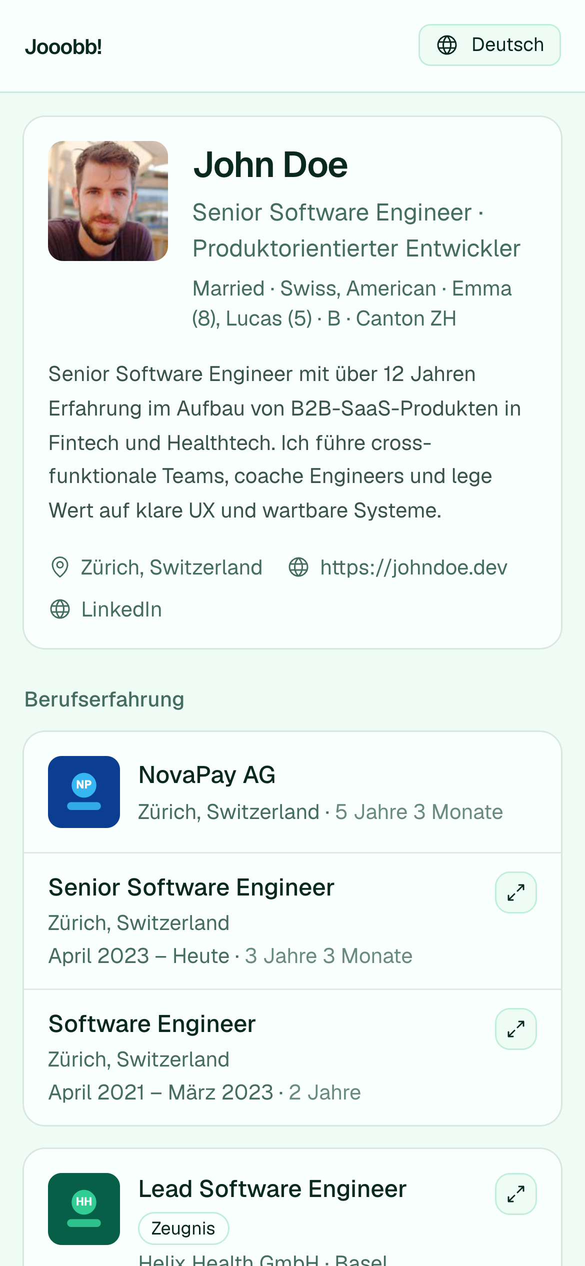 Öffentliche Online-CV-Seite mit Profilabschnitten