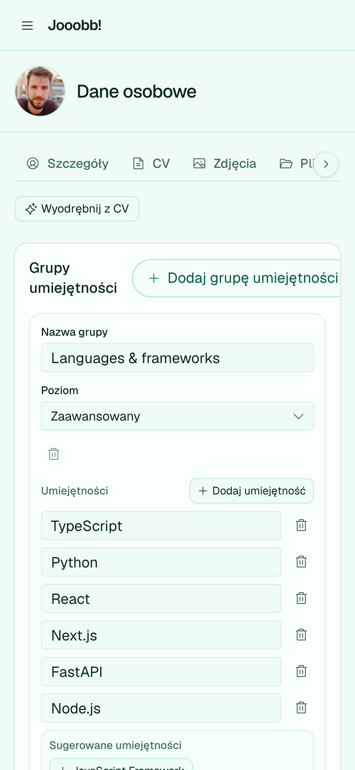 Zestawy umiejętności na stronie danych osobowych
